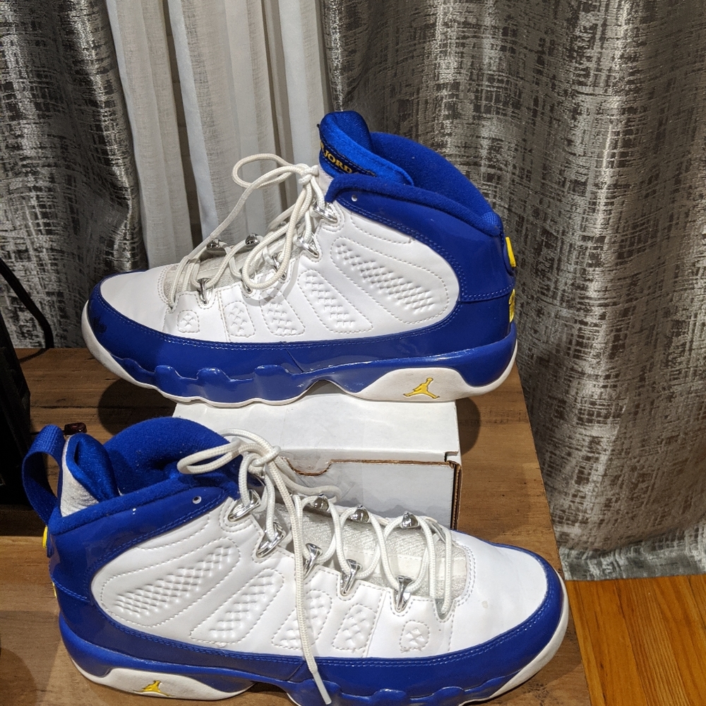 Nike Air Jordan Retro Kobe 302359-121 sz. 7Y